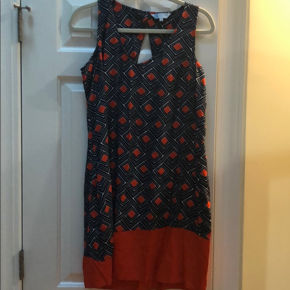 Cute sundress! Never worn